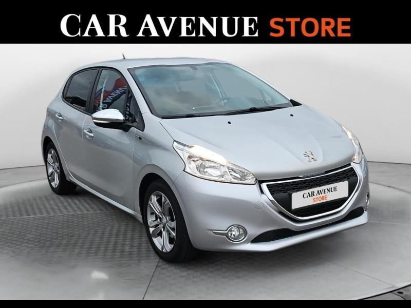 Occasion PEUGEOT 208 1.6 BlueHDi 75ch Active 5p 2015 Gris Aluminium 7990 € à Lesménils