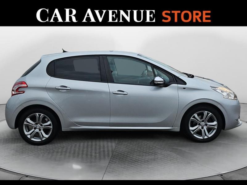 Occasion PEUGEOT 208 1.6 BlueHDi 75ch Active 5p 2015 Gris Aluminium 7990 € à Lesménils