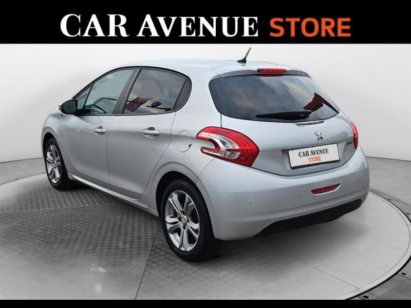 Occasion PEUGEOT 208 1.6 BlueHDi 75ch Active 5p 2015 Gris Aluminium 7990 € à Lesménils