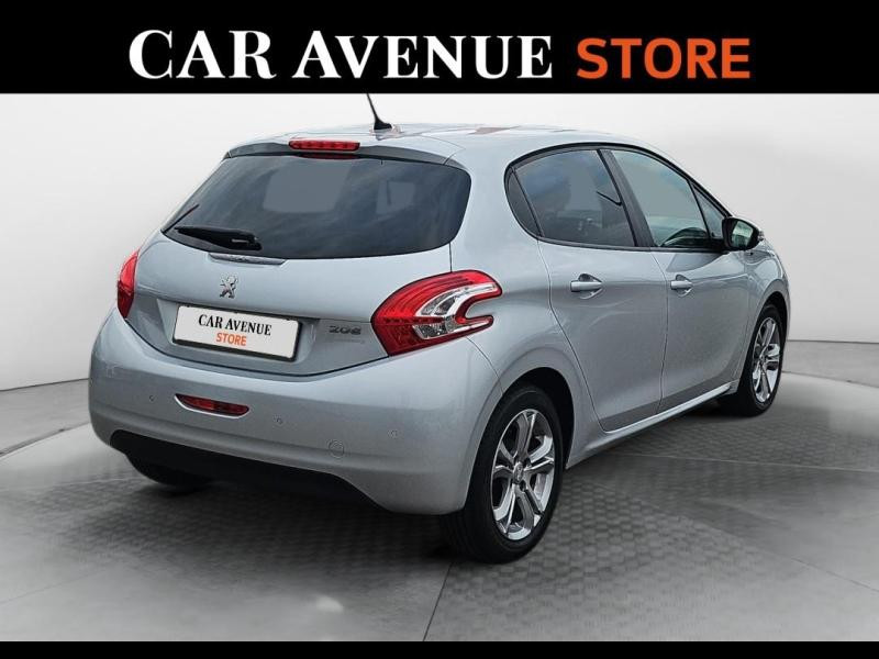Occasion PEUGEOT 208 1.6 BlueHDi 75ch Active 5p 2015 Gris Aluminium 7990 € à Lesménils