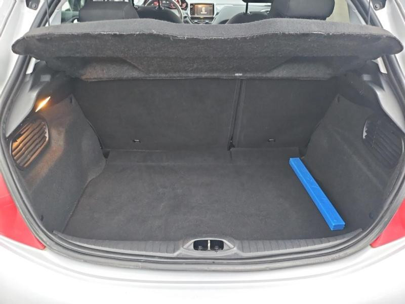Occasion PEUGEOT 208 1.6 BlueHDi 75ch Active 5p 2015 Gris Aluminium 7990 € à Lesménils