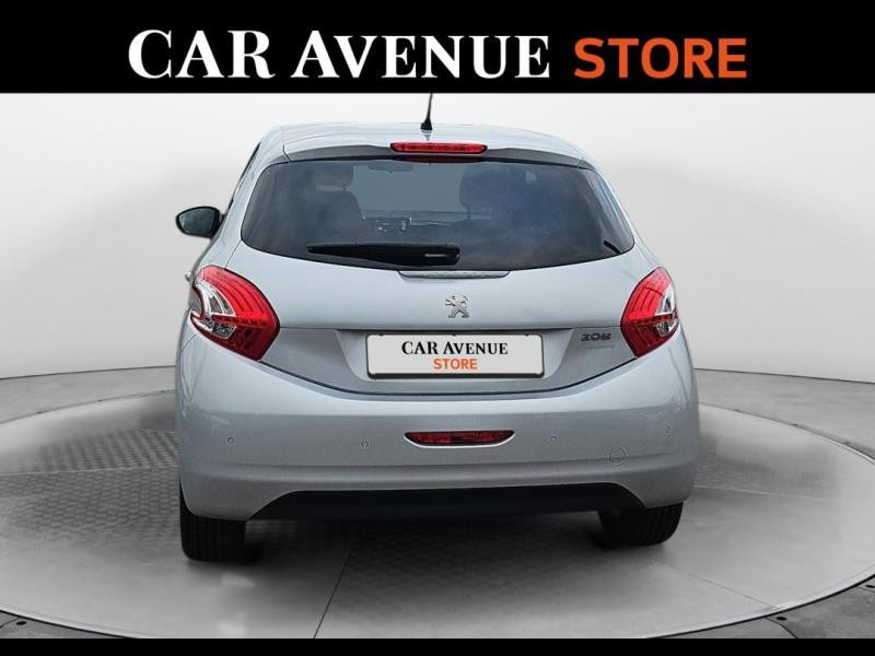 Occasion PEUGEOT 208 1.6 BlueHDi 75ch Active 5p 2015 Gris Aluminium 7990 € à Lesménils