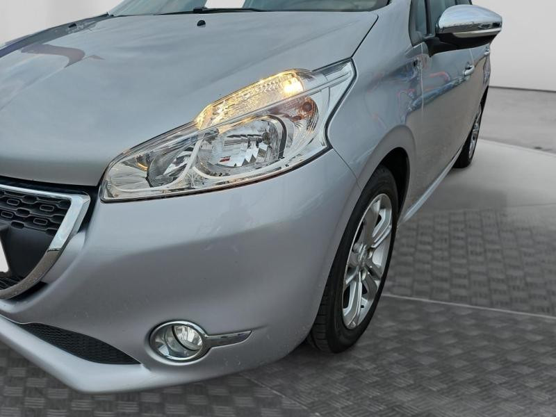Occasion PEUGEOT 208 1.6 BlueHDi 75ch Active 5p 2015 Gris Aluminium 7990 € à Lesménils