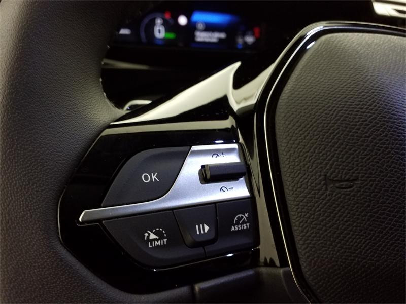 Occasion PEUGEOT 308 PHEV 180ch Active Pack e-EAT8 2024 Noir Perla Nera (M) 24389 € à Lesménils