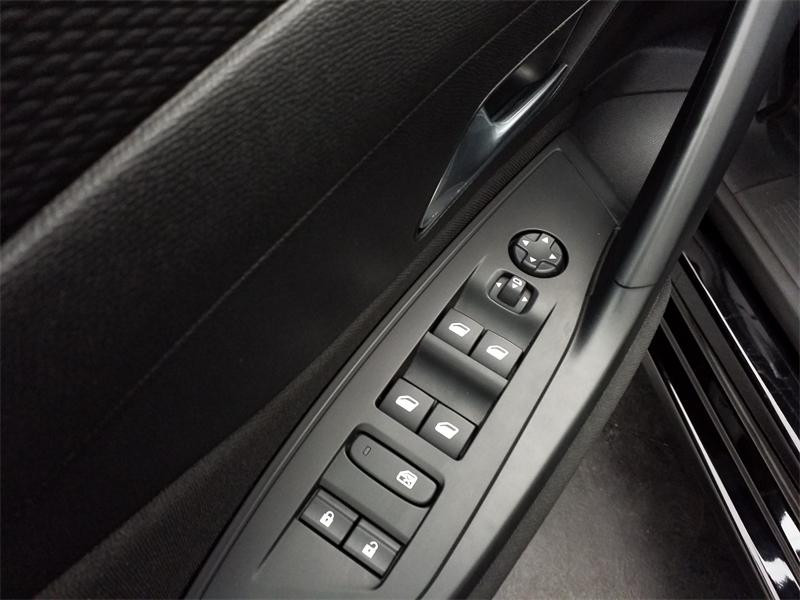 Occasion PEUGEOT 308 PHEV 180ch Active Pack e-EAT8 2024 Noir Perla Nera (M) 24389 € à Lesménils