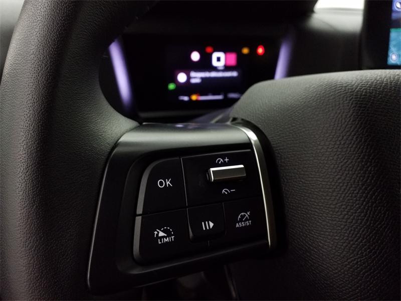 Used CITROEN C4 1.2 PureTech 130ch S&S PLUS 2024 Gris Platinium (M) - Toit Noir Perla € 15740 in Lesménils