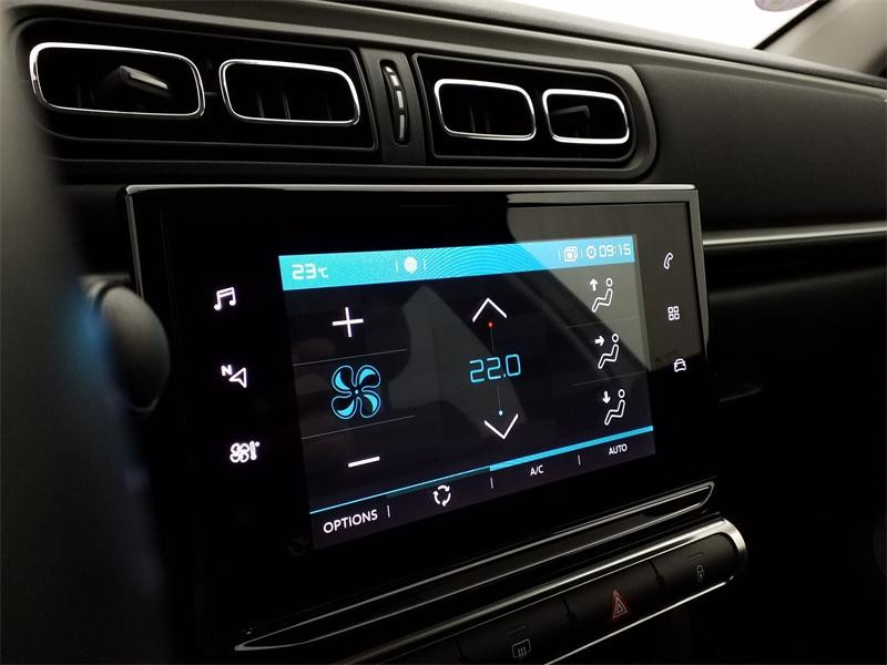 Used CITROEN C3 1.2 PureTech 110ch S&S Saint James 121g 2021 Sable (N) - Blanc Opale € 12290 in Lesménils