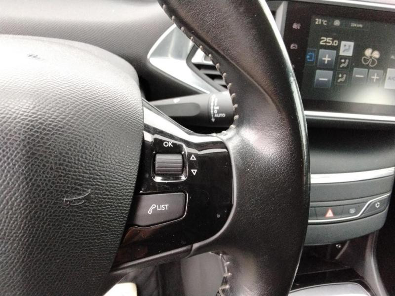Occasion PEUGEOT 308 1.6 HDi FAP 92ch Active 5p 2014 Gris 9470 € à Lesménils