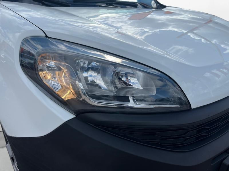 Occasion FIAT Doblo Cargo 1.6 Multijet 105ch 705kg Business 2022 Blanc 14940 € à Lesménils