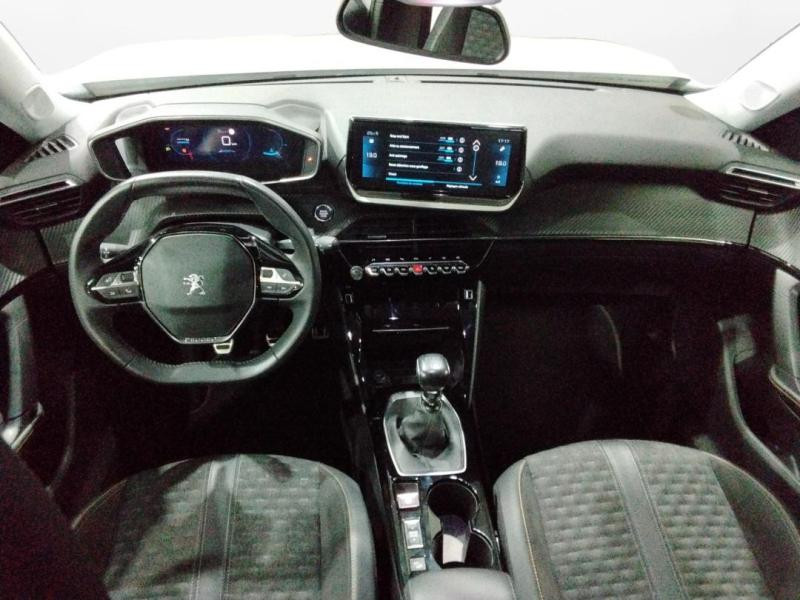 Used PEUGEOT 2008 1.2 PureTech 130ch S&S Roadtrip 2021 Blanc Nacré (N) € 15480 in Lesménils