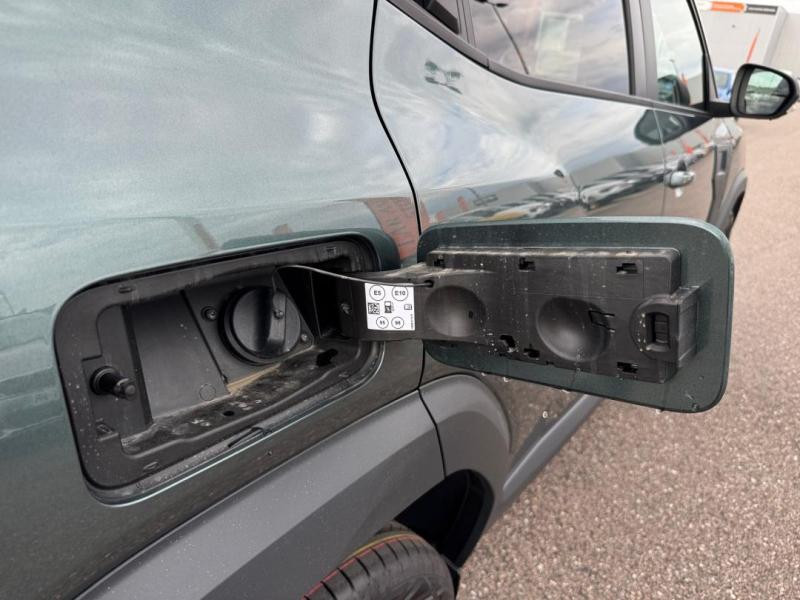 Occasion DACIA Duster 1.2 TCe mild hybrid 130ch Journey 2025 Vert Cèdre métallisé 24870 € à Lesménils