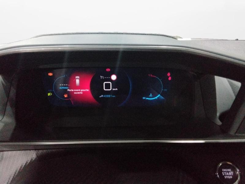 Used PEUGEOT 2008 1.2 PureTech 130ch S&S Roadtrip 2021 Blanc Nacré (N) € 15480 in Lesménils