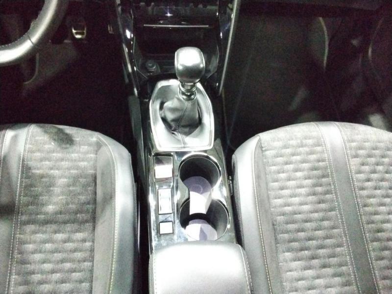 Used PEUGEOT 2008 1.2 PureTech 130ch S&S Roadtrip 2021 Blanc Nacré (N) € 15480 in Lesménils