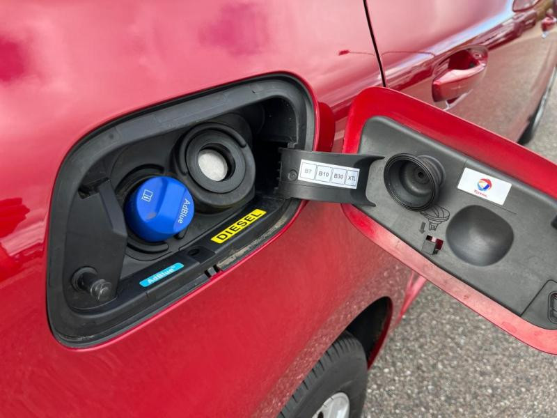 Occasion CITROEN C4 SpaceTourer BlueHDi 130ch S&S Shine E6.d-TEMP 2019 Rouge Rubi (N) 12190 € à Lesménils