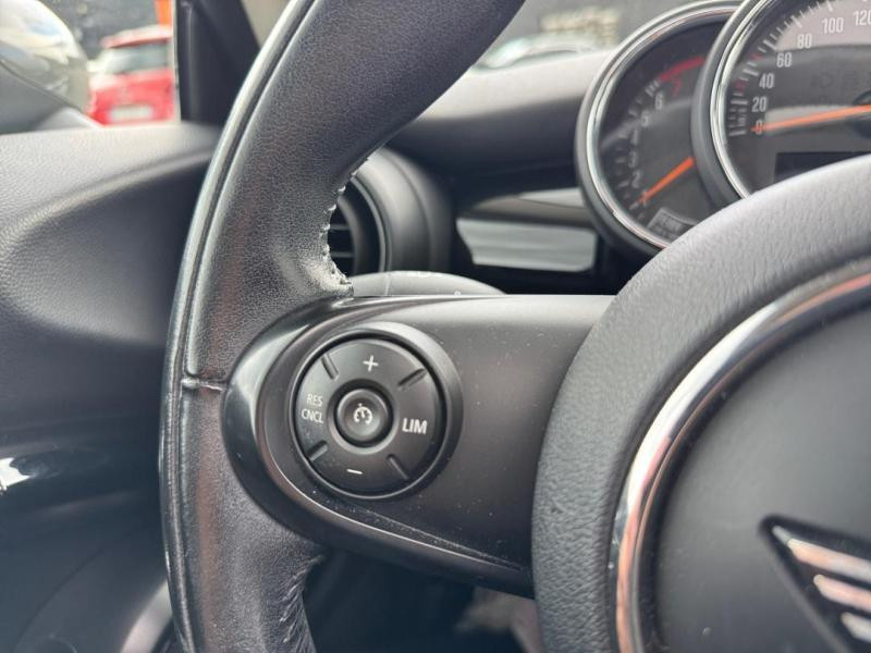 Used MINI Mini One 102ch Heddon Street Euro6d-T 2018 Moonwalk Grey € 15390 in Lesménils