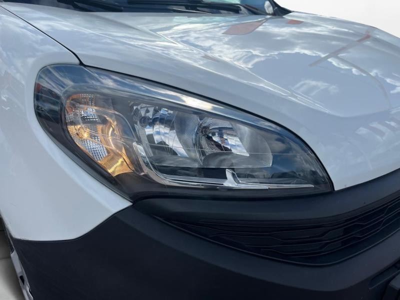 Occasion FIAT Doblo Cargo 1.6 Multijet 105ch 705kg Business 2022 Blanc 14940 € à Lesménils