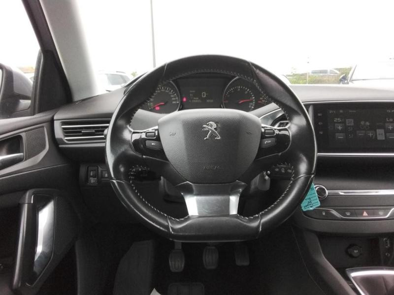Occasion PEUGEOT 308 1.6 HDi FAP 92ch Active 5p 2014 Gris 9470 € à Lesménils