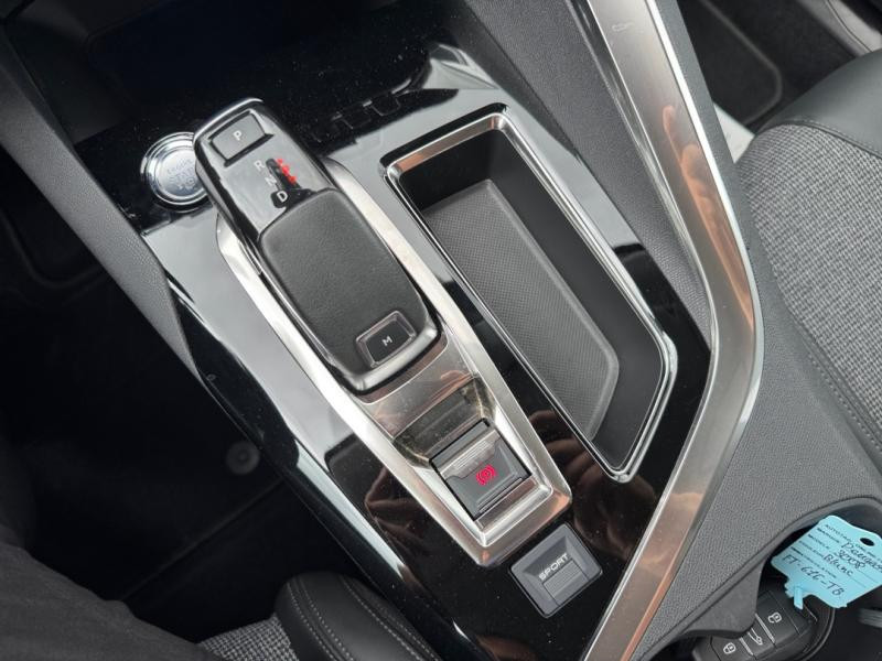 Used PEUGEOT 3008 1.2 PureTech 130ch Allure S&S EAT8  6cv 2020 Blanc Nacré (S) € 15940 in Lesménils