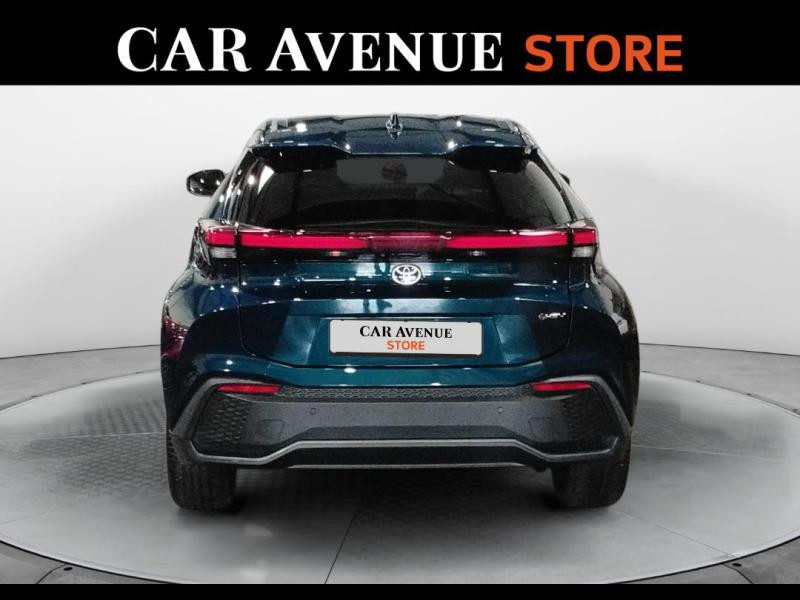 Used TOYOTA C-HR 1.8 140ch Design NG23 2024 Bleu Persan métallisé € 27470 in Lesménils