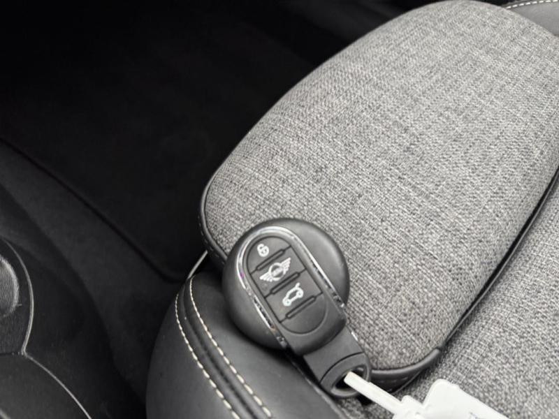 Used MINI Mini One 102ch Heddon Street Euro6d-T 2018 Moonwalk Grey € 15390 in Lesménils