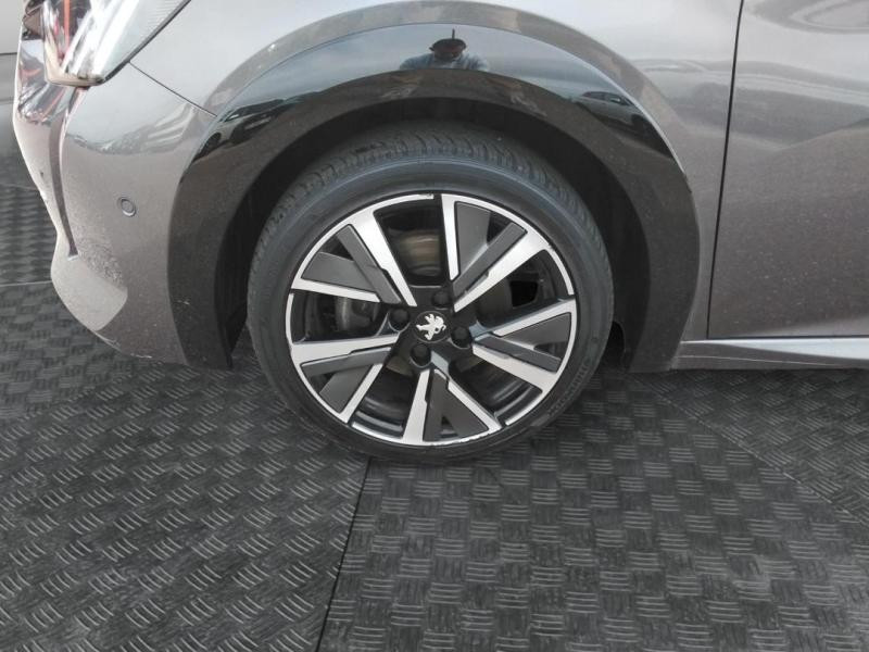 Used PEUGEOT 208 1.2 PureTech 100ch S&S GT 118g 2020 Gris Artense (M) € 13770 in Lesménils