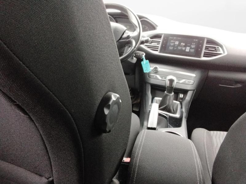 Occasion PEUGEOT 308 1.6 HDi FAP 92ch Active 5p 2014 Gris 9470 € à Lesménils