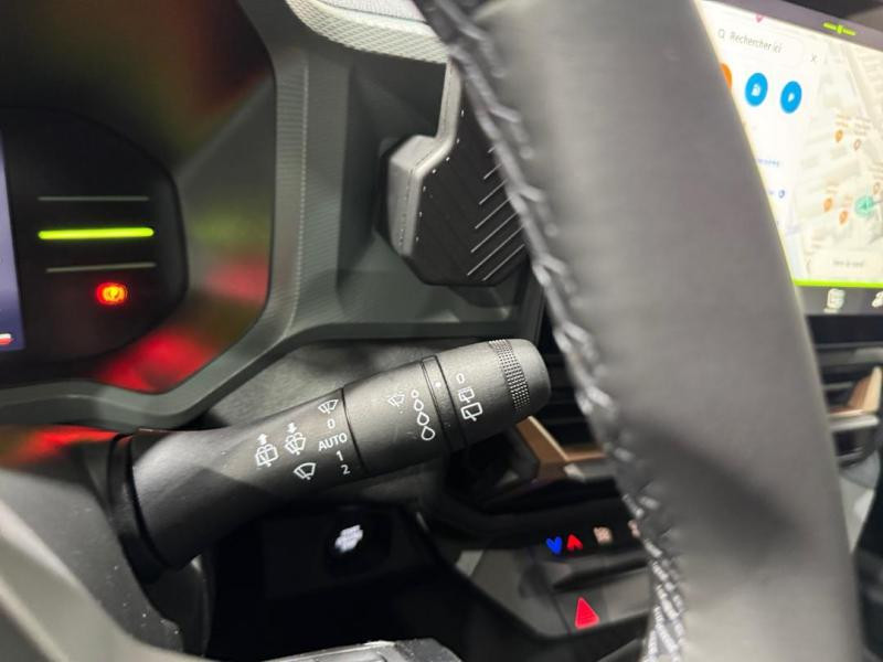 Used DACIA Duster 1.2 TCe mild hybrid 130ch Extreme 2025 Vert Cèdre métallisé € 25440 in Lesménils