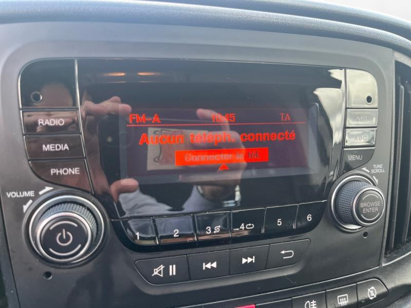 Occasion FIAT Doblo Cargo 1.6 Multijet 105ch 705kg Business 2022 Blanc 14940 € à Lesménils