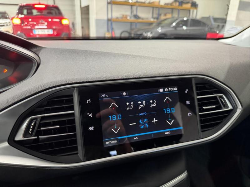 Occasion PEUGEOT 308 1.2 PureTech 110ch S&S Style 2020 Gris Artense 11480 € à Lesménils