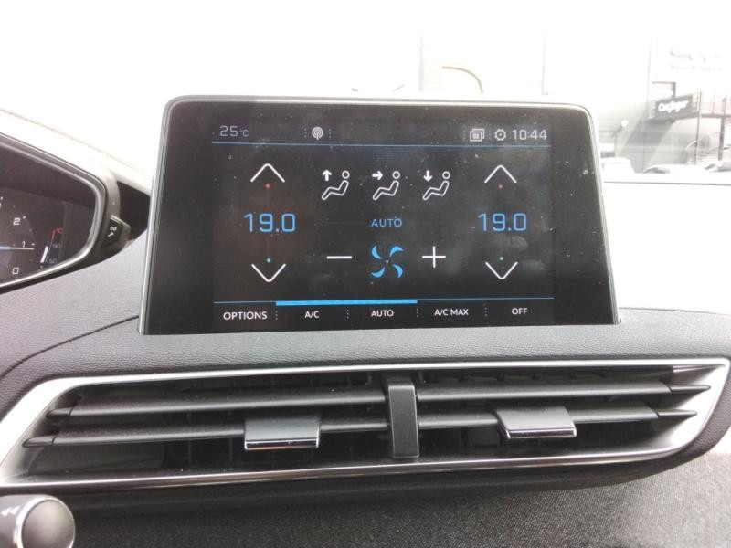 Used PEUGEOT 3008 1.2 PureTech 130ch S&S GT Line 2018 Noir € 14440 in Lesménils