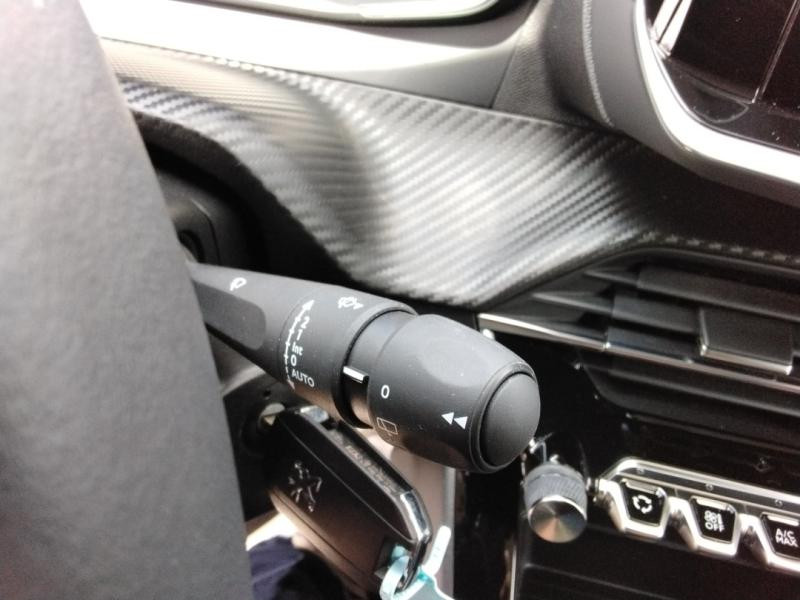 Used PEUGEOT 2008 1.2 PureTech 130ch S&S Style EAT8 2021 Gris Platinium (M) € 15440 in Lesménils