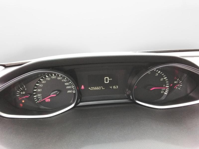 Used PEUGEOT 308 1.2 Puretech 110ch Style S&S 5p 2016 Noir Perla Nera € 8640 in Lesménils