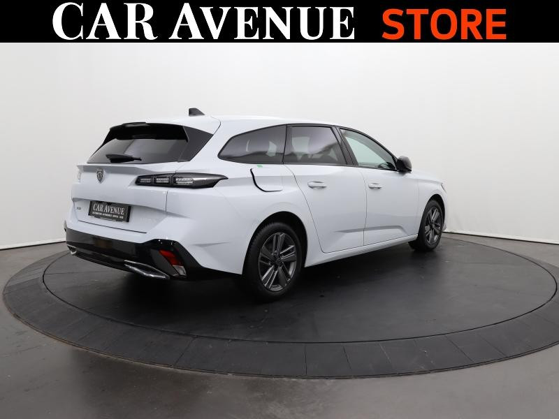 Used PEUGEOT 308 SW 1.2 PureTech 130ch S&S Allure 2024 Blanc Okénite (M) € 18740 in Lesménils