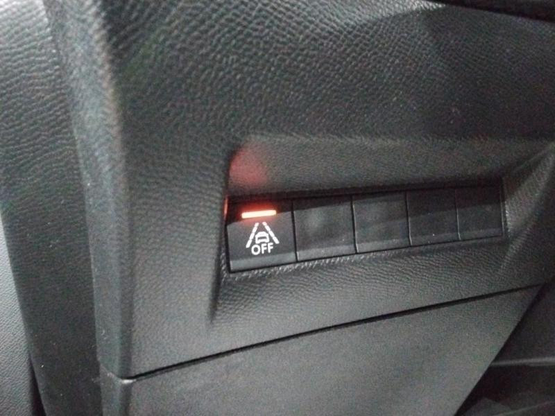 Occasion PEUGEOT 2008 1.2 PureTech 130ch S&S GT EAT8 2022 Gris Platinium (M) 15990 € à Lesménils