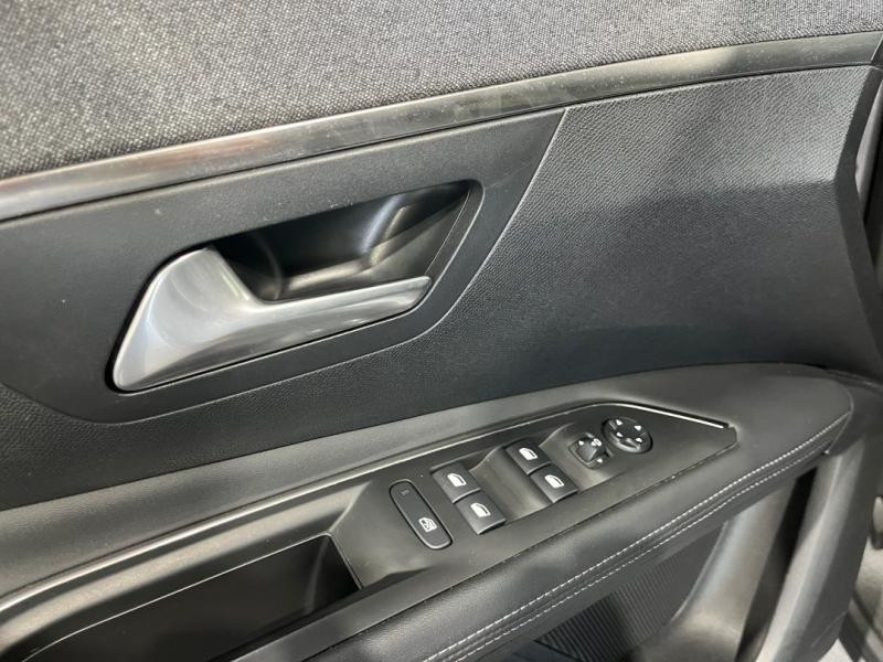 Used PEUGEOT 3008 1.2 PureTech 130ch Allure S&S 2018 Gris Artense (M) € 13190 in Lesménils