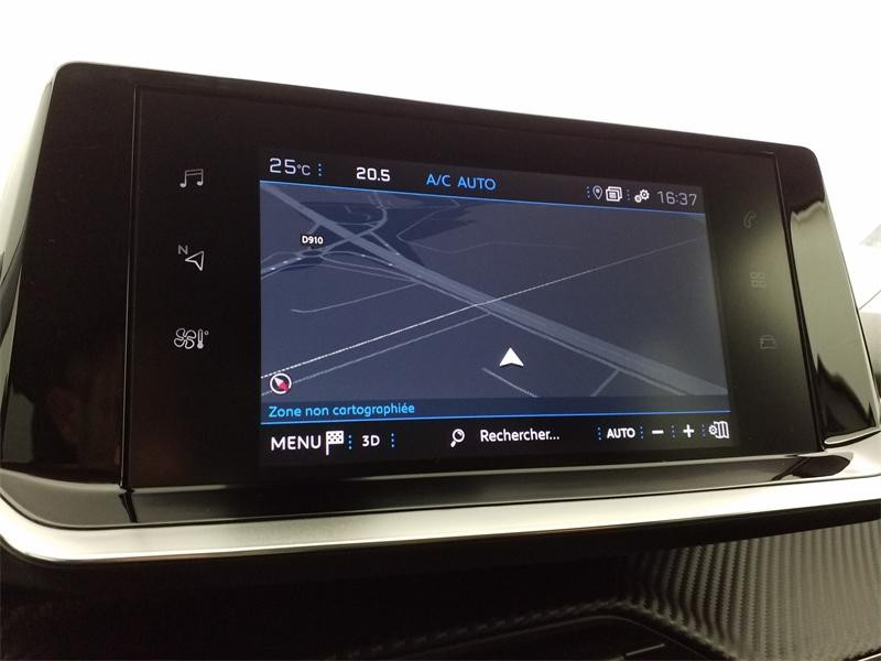 Used PEUGEOT 2008 1.2 PureTech 130ch S&S Allure EAT8 2020 Blanc Nacré (N) € 15870 in Lesménils