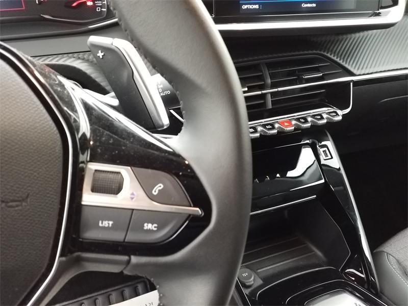 Used PEUGEOT 208 1.2 PureTech 100ch S&S Allure EAT8 2024 Jaune € 16790 in Lesménils