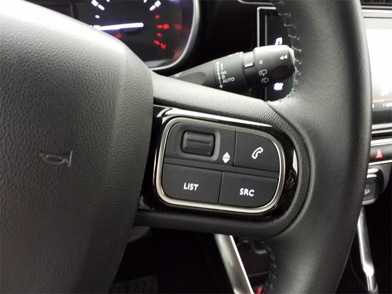 Used CITROEN C3 Aircross PureTech 110ch S&S Shine 2023 Noir Perla Nera (M) € 15430 in Lesménils