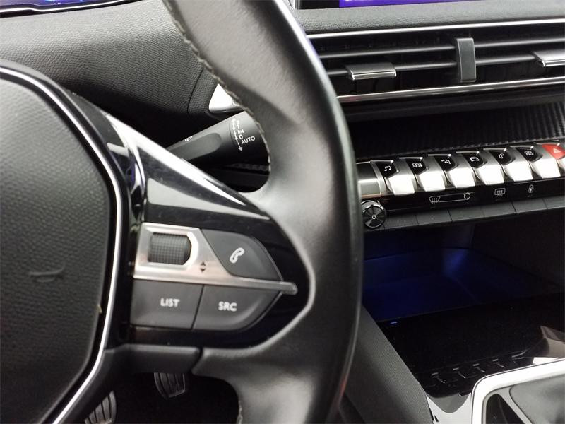 Used PEUGEOT 3008 1.2 PureTech 130ch Active S&S 2019 Gris Artense (M) € 13240 in Lesménils