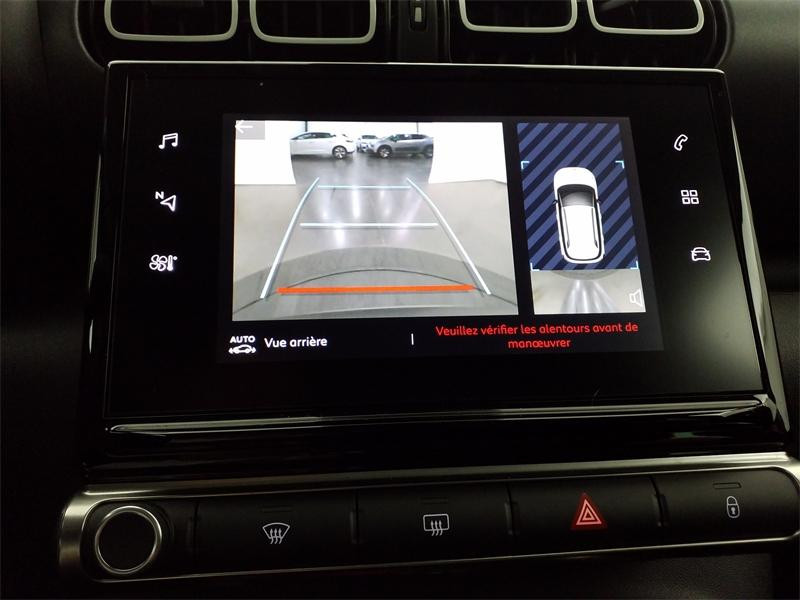 Used CITROEN C3 Aircross PureTech 110ch S&S Shine 2023 Noir Perla Nera (M) € 15430 in Lesménils