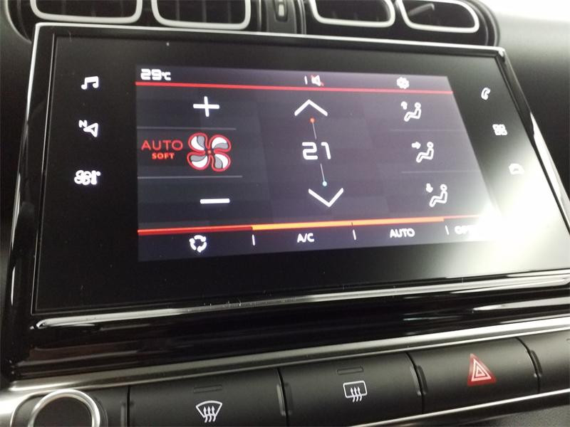 Used CITROEN C3 Aircross PureTech 110ch S&S Shine 2023 Noir Perla Nera (M) € 15430 in Lesménils