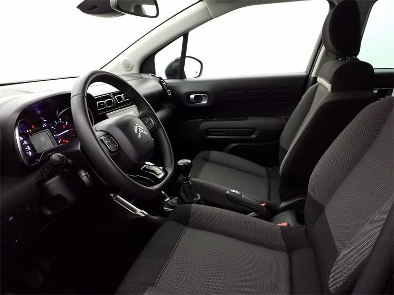 Used CITROEN C3 Aircross PureTech 110ch S&S Shine 2023 Noir Perla Nera (M) € 15430 in Lesménils