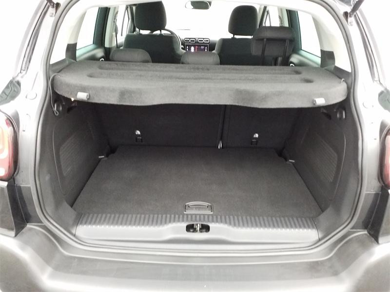 Used CITROEN C3 Aircross PureTech 110ch S&S Shine 2023 Noir Perla Nera (M) € 15430 in Lesménils