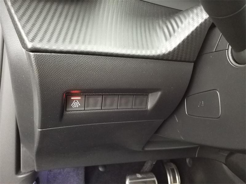 Used PEUGEOT 2008 1.2 PureTech 130ch S&S GT Line EAT8 7cv 2020 Gris Artense (M) € 14970 in Lesménils