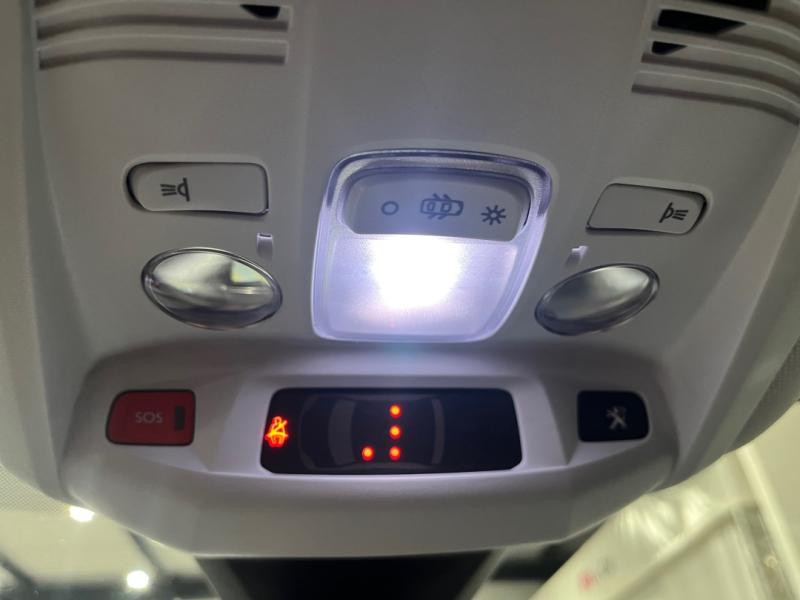 Used PEUGEOT 3008 1.2 PureTech 130ch Allure S&S 2018 Gris Artense (M) € 13190 in Lesménils