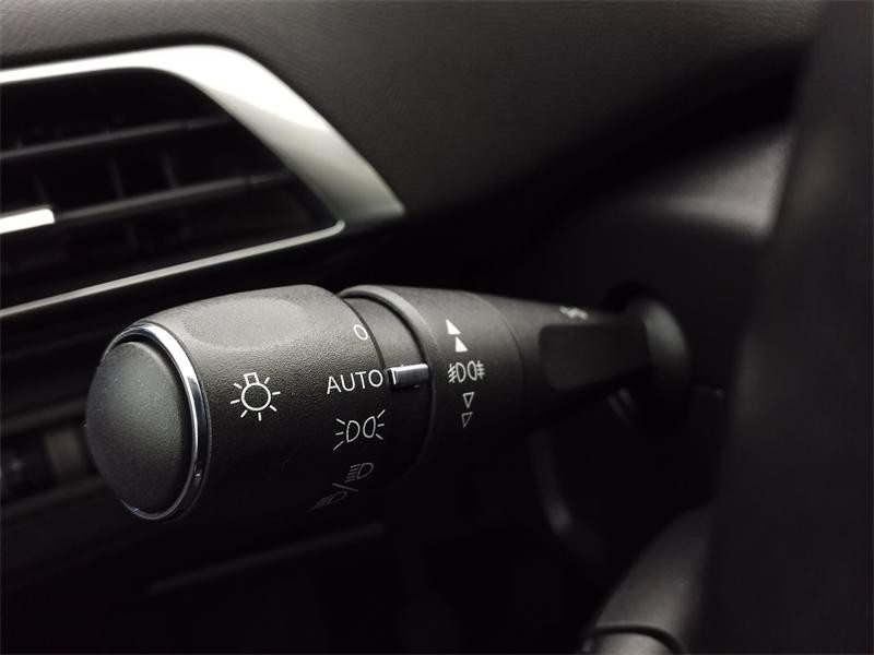 Occasion PEUGEOT 3008 1.2 PureTech 130ch S&S Allure 2020 Gris Artense (M) 15390 € à Lesménils