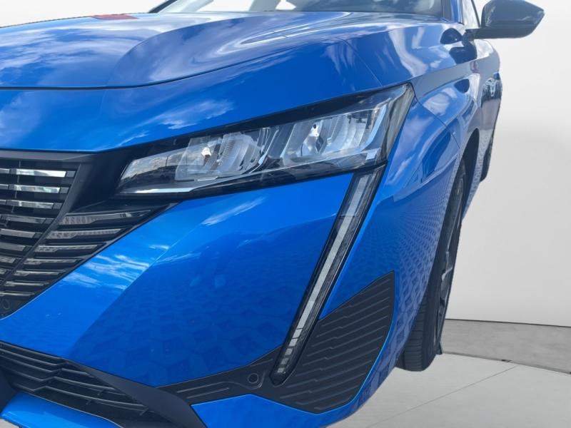 Used PEUGEOT 308 1.2 PureTech 130ch S&S Allure Pack EAT8 2024 Bleu Vertigo (S) € 21840 in Lesménils