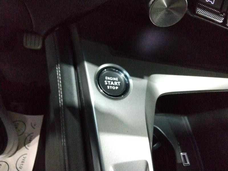 Used PEUGEOT 308 1.2 PureTech 130ch S&S Allure Pack 2023 Blanc Okénite (M) € 19190 in Lesménils