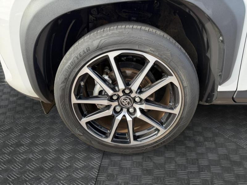 Occasion TOYOTA Yaris Cross 116h GR Sport MY22 2023 Blanc Nacré/Toit Noir 23490 € à Lesménils