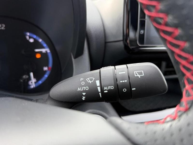 Occasion TOYOTA Yaris Cross 116h GR Sport MY22 2023 Blanc Nacré/Toit Noir 23490 € à Lesménils